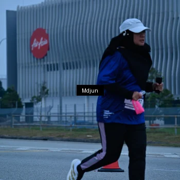 Runner Photo 7470939