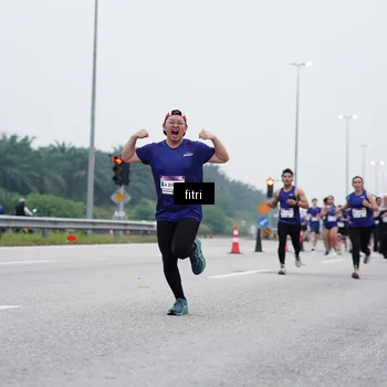 Runner Photo 7470986
