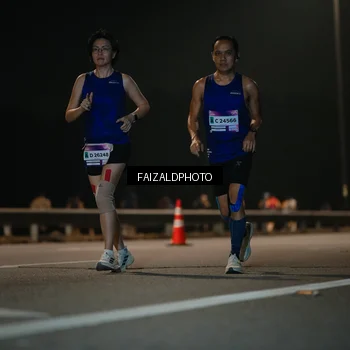 Runner Photo 7471043
