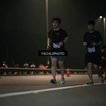 Runner Photo 7471048