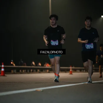 Runner Photo 7471055