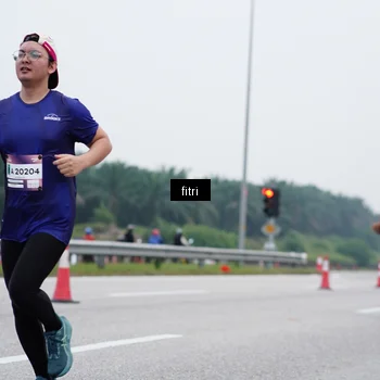 Runner Photo 7471064