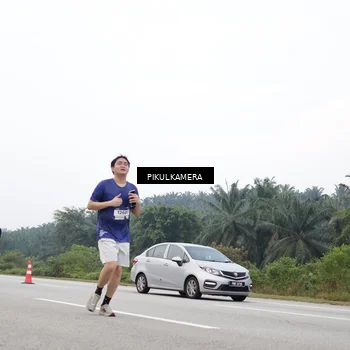 Runner Photo 7471088