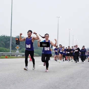 Runner Photo 7471097