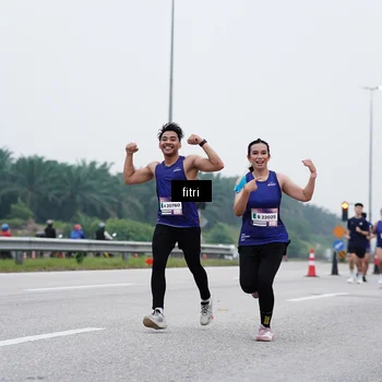 Runner Photo 7471102