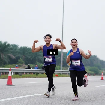 Runner Photo 7471106
