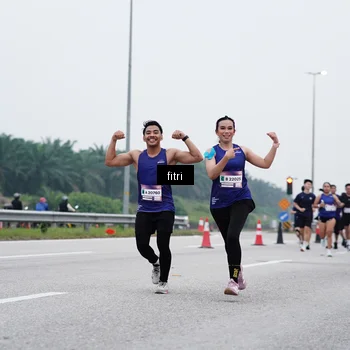 Runner Photo 7471108
