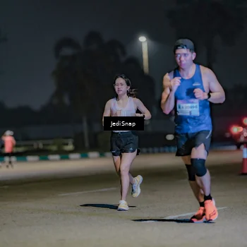 Runner Photo 7471122