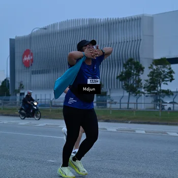 Runner Photo 7471125