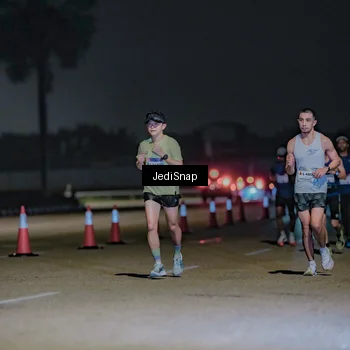 Runner Photo 7471136