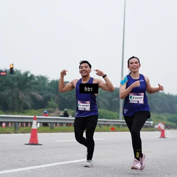 Runner Photo 7471143