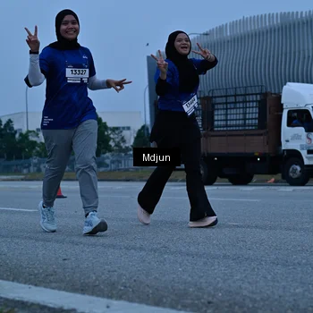 Runner Photo 7471151