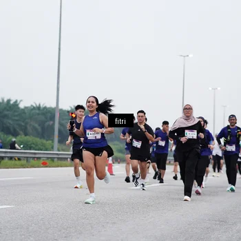 Runner Photo 7471152
