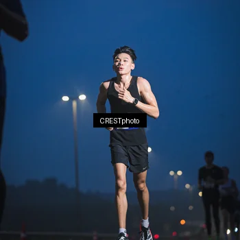 Runner Photo 7471159