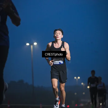 Runner Photo 7471170