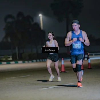Runner Photo 7471180