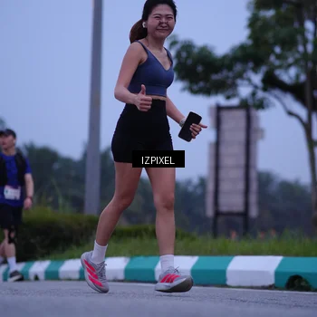 Runner Photo 7471192