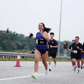 Runner Photo 7471196