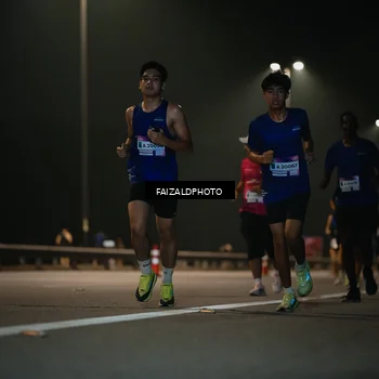 Runner Photo 7471199
