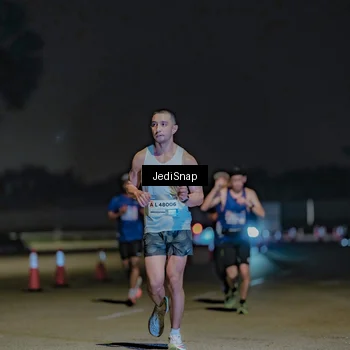 Runner Photo 7471200