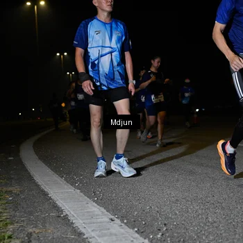 Runner Photo 7471213
