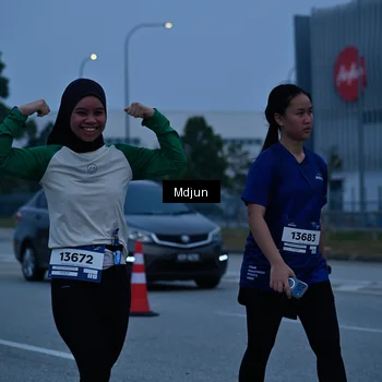 Runner Photo 7471215