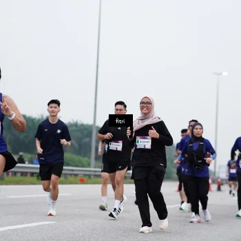 Runner Photo 7471219