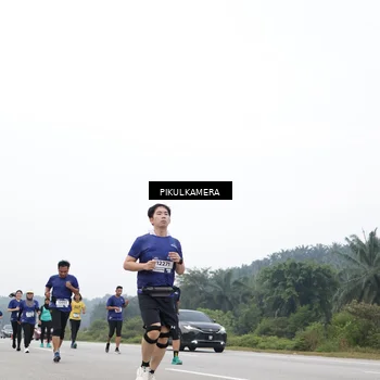 Runner Photo 7471220