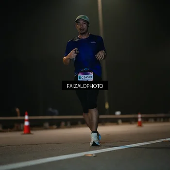 Runner Photo 7471224