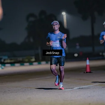 Runner Photo 7471229
