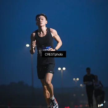 Runner Photo 7471230