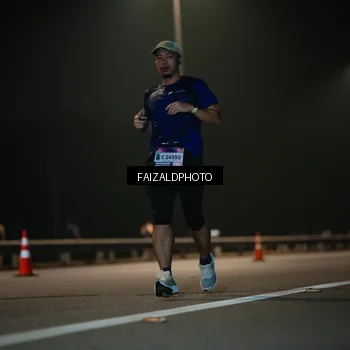 Runner Photo 7471236