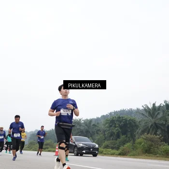 Runner Photo 7471243