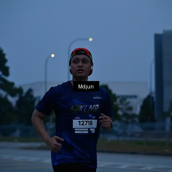 Runner Photo 7471248