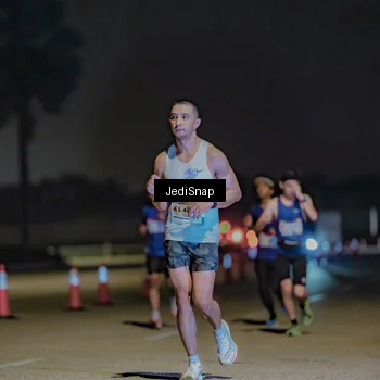 Runner Photo 7471250