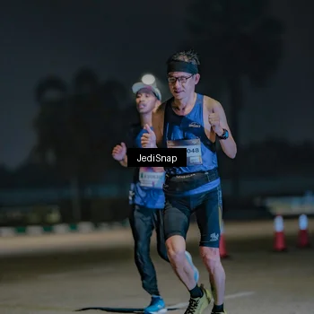 Runner Photo 7471251