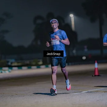 Runner Photo 7471257