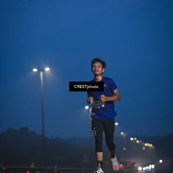 Runner Photo 7471259