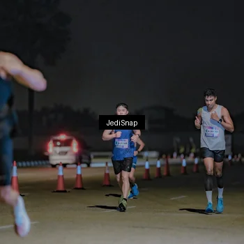 Runner Photo 7471264