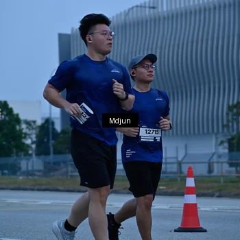 Runner Photo 7471271