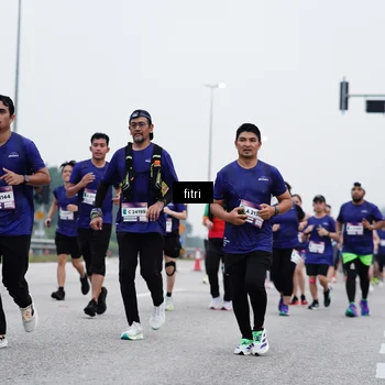 Runner Photo 7471272
