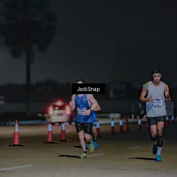 Runner Photo 7471273