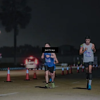 Runner Photo 7471284