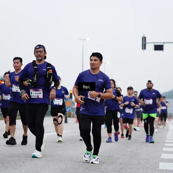 Runner Photo 7471289