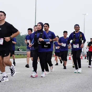 Runner Photo 7471291