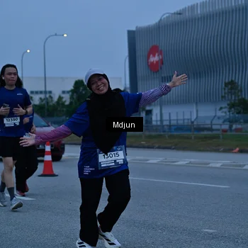 Runner Photo 7471293