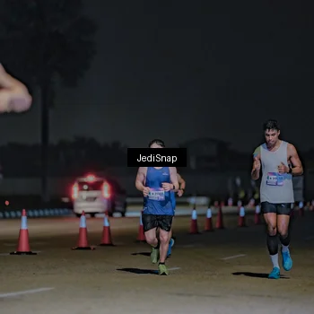 Runner Photo 7471300