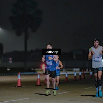 Runner Photo 7471305