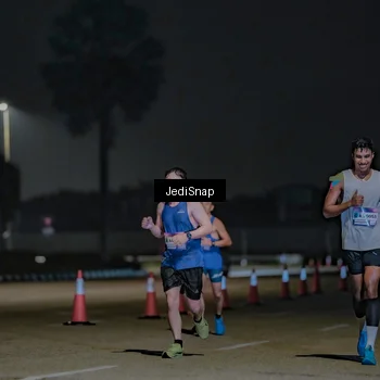 Runner Photo 7471307