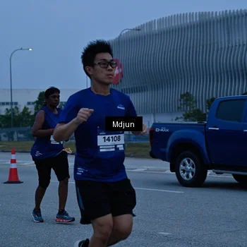 Runner Photo 7471309
